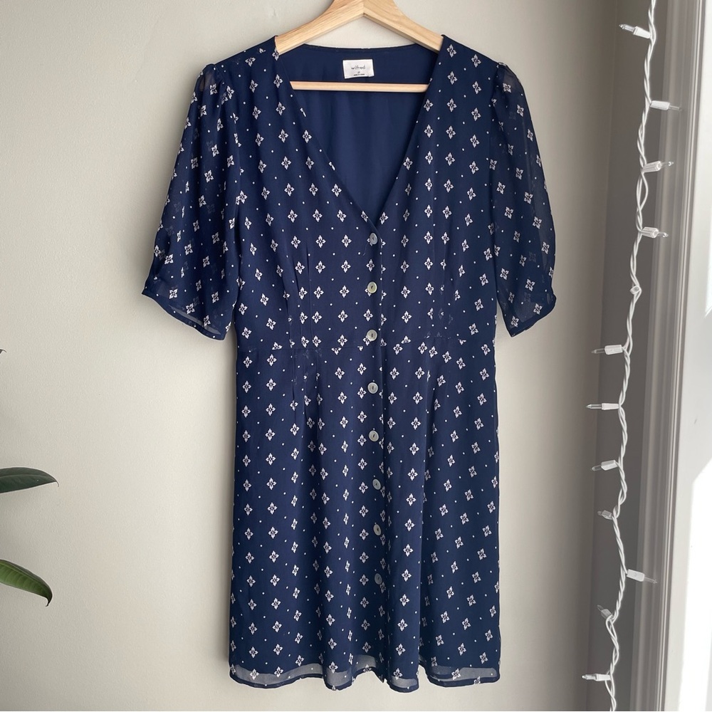 ARITZIA WILFRED | Navy Button Up Dress | Size 10 | Chiffon, Sheer | M